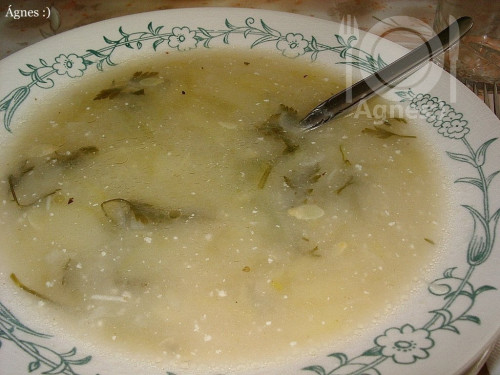 Fokhagymás cukkini leves